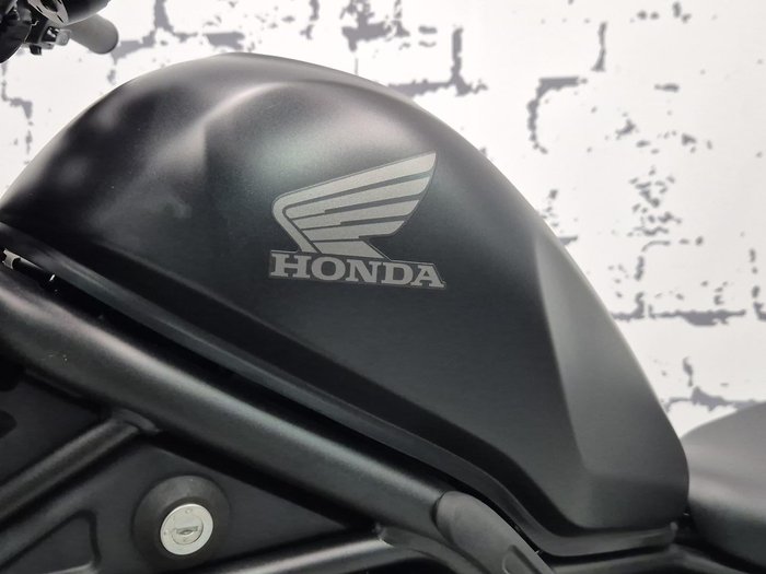 2025 Honda CMX500 CMX Black