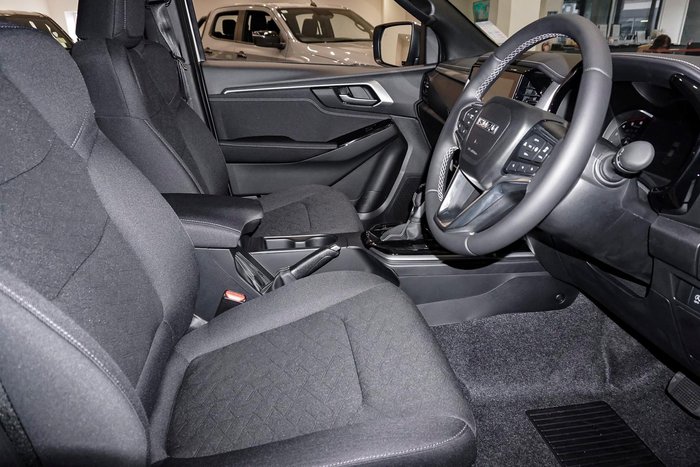 2025 Isuzu D-MAX LS-U