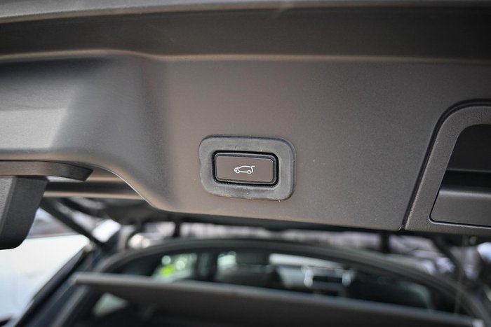 2021 Land Rover Range Rover Evoque P250 R-Dynamic SE