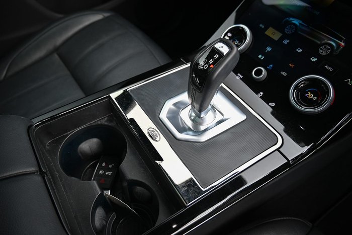 2021 Land Rover Range Rover Evoque P250 R-Dynamic SE