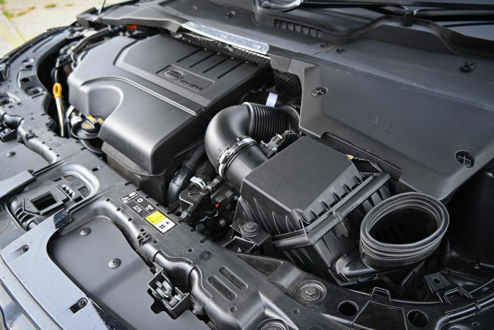 2021 Land Rover Range Rover Evoque P250 R-Dynamic SE