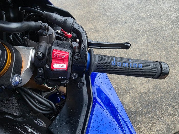 2017 Yamaha YZF-R6 BLUE