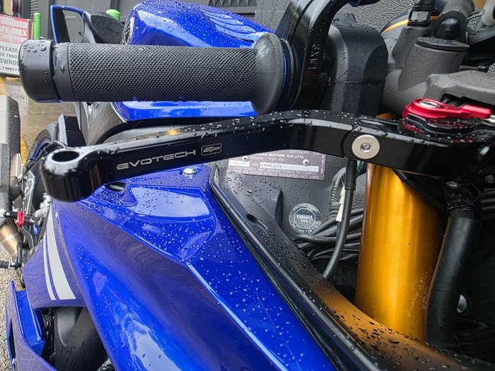 2017 Yamaha YZF-R6 BLUE