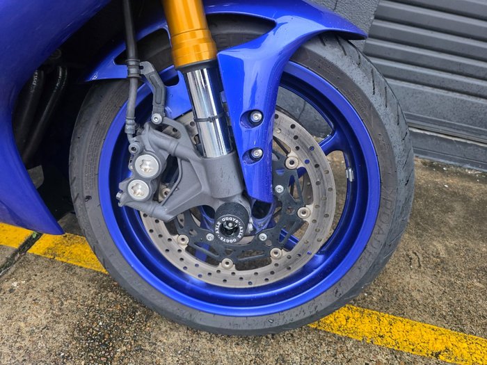 2017 Yamaha YZF-R6 BLUE