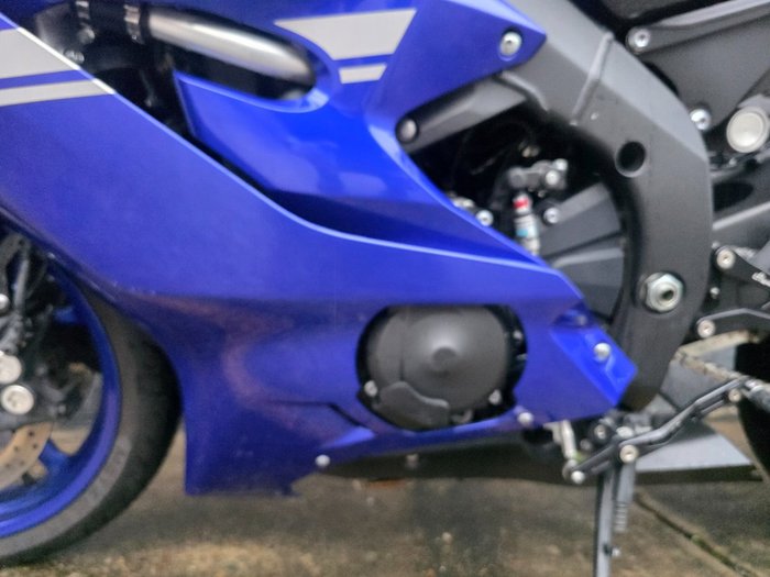 2017 Yamaha YZF-R6 BLUE
