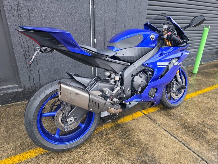 2017 Yamaha YZF-R6 BLUE
