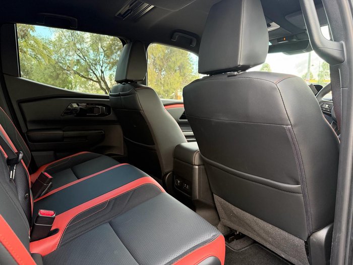 2025 Nissan Navara PRO-4X