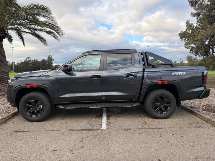 2025 Nissan Navara PRO-4X