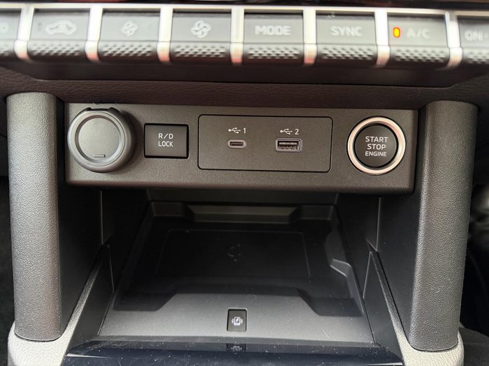 2025 Nissan Navara PRO-4X