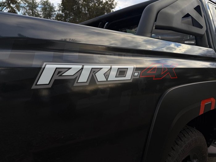 2025 Nissan Navara PRO-4X