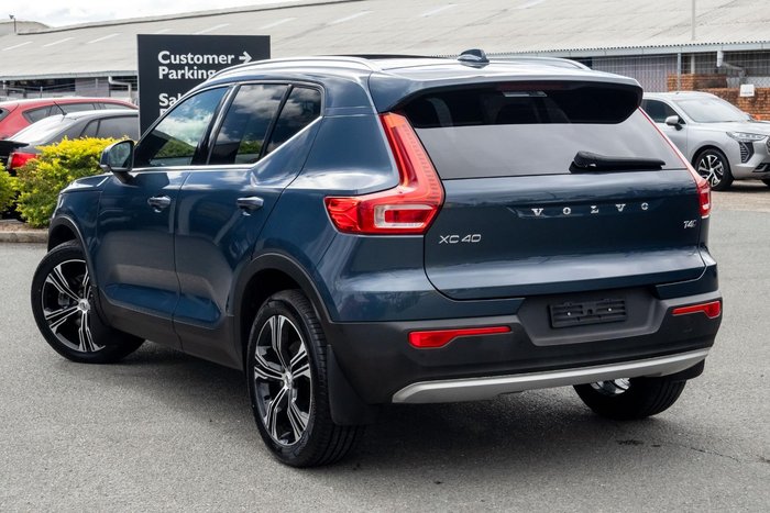 2021 Volvo XC40 T4 Inscription