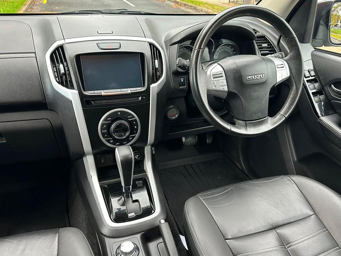 2018 Isuzu MU-X LS-T