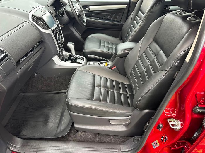 2018 Isuzu MU-X LS-T