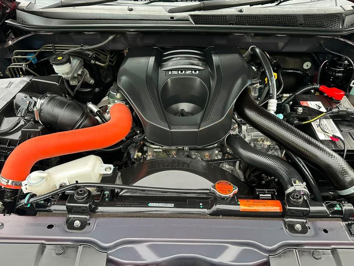 2018 Isuzu MU-X LS-T