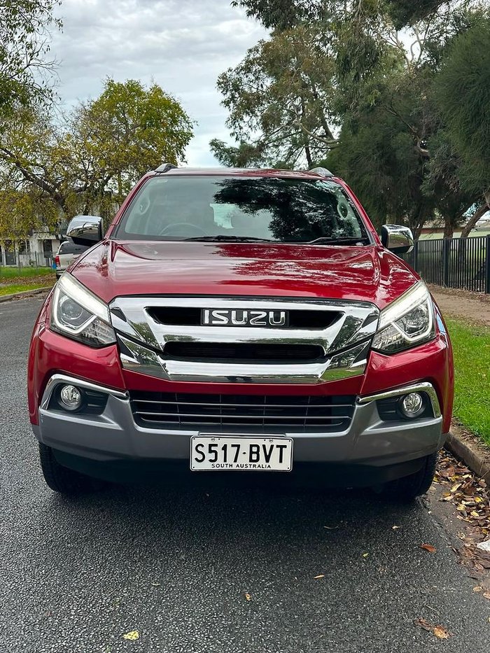 2018 Isuzu MU-X LS-T