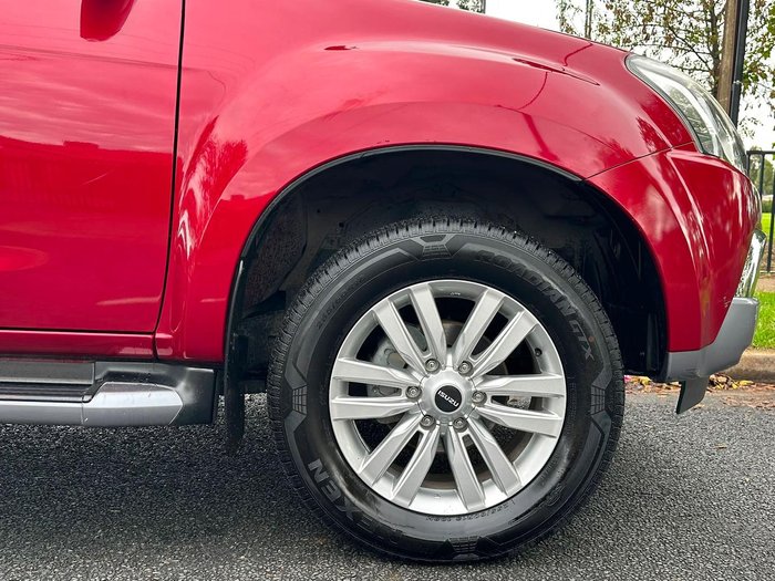 2018 Isuzu MU-X LS-T