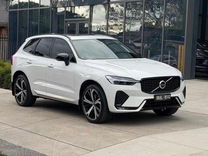 2021 Volvo XC60 B6 R-Design