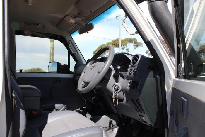 2020 Toyota Landcruiser Workmate