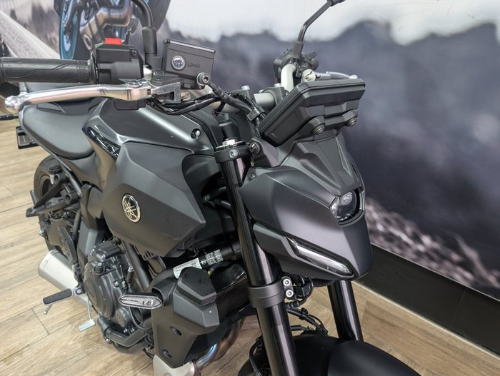 2026 Yamaha MT07 LAT
