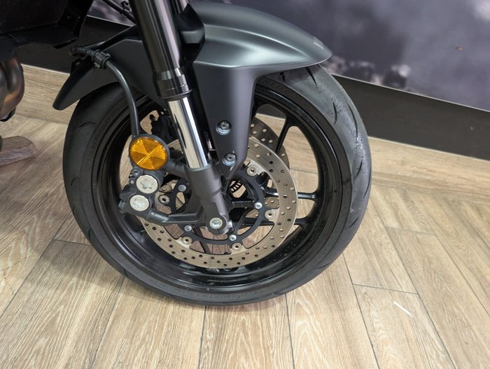 2026 Yamaha MT07 LAT