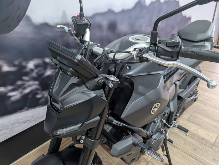 2026 Yamaha MT07 LAT