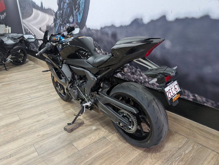 2025 Yamaha 2025 YAMAHA 655CC YZF-R7LAS
