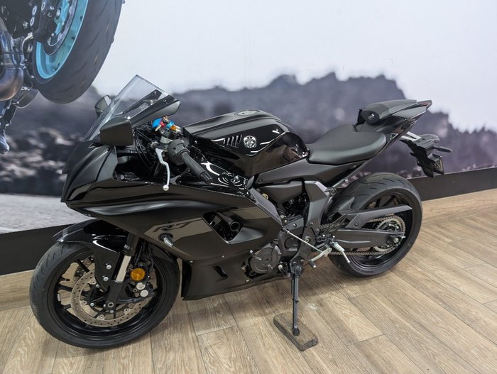 2025 Yamaha 2025 YAMAHA 655CC YZF-R7LAS