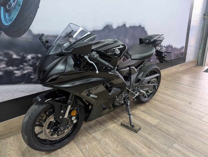 2025 Yamaha 2025 YAMAHA 655CC YZF-R7LAS