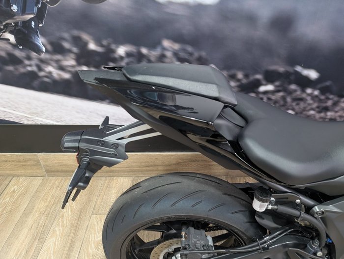 2025 Yamaha 2025 YAMAHA 655CC YZF-R7LAS