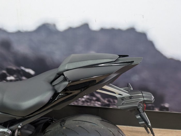 2025 Yamaha 2025 YAMAHA 655CC YZF-R7LAS