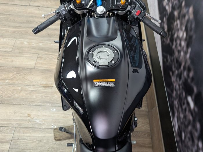 2025 Yamaha 2025 YAMAHA 655CC YZF-R7LAS