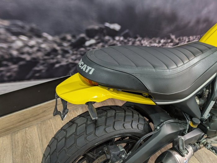 2016 DUCATI SCRAMBLER ICON YELLOW