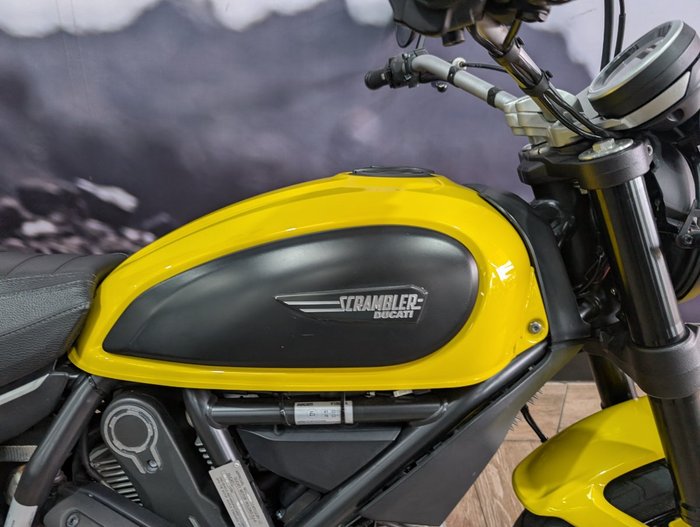 2016 DUCATI SCRAMBLER ICON YELLOW