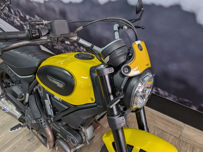 2016 DUCATI SCRAMBLER ICON YELLOW