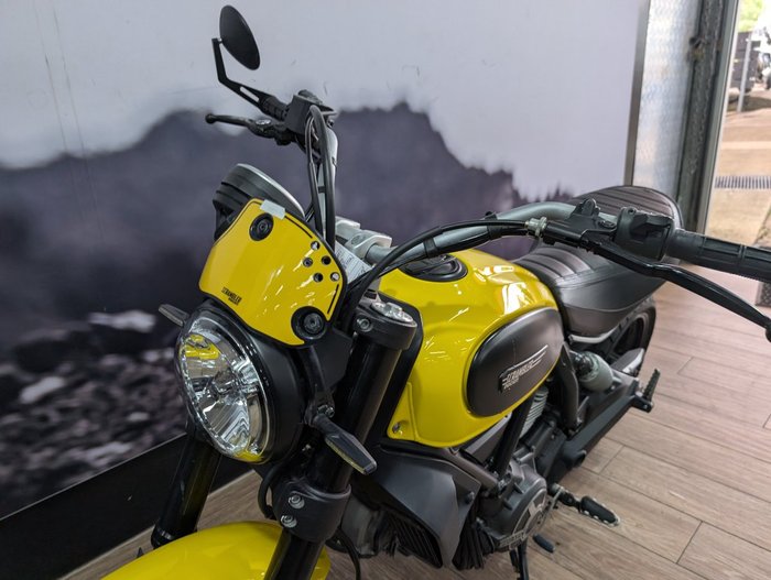 2016 DUCATI SCRAMBLER ICON YELLOW