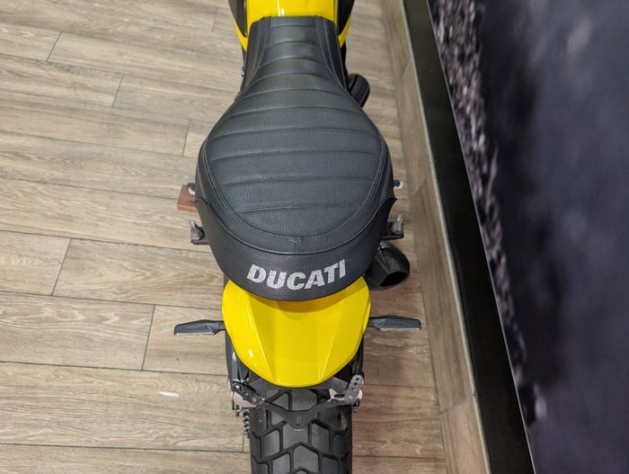 2016 DUCATI SCRAMBLER ICON YELLOW