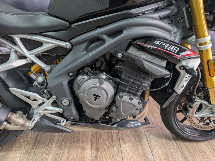 2022 Triumph SPEED TRIPLE 1200 RS Black