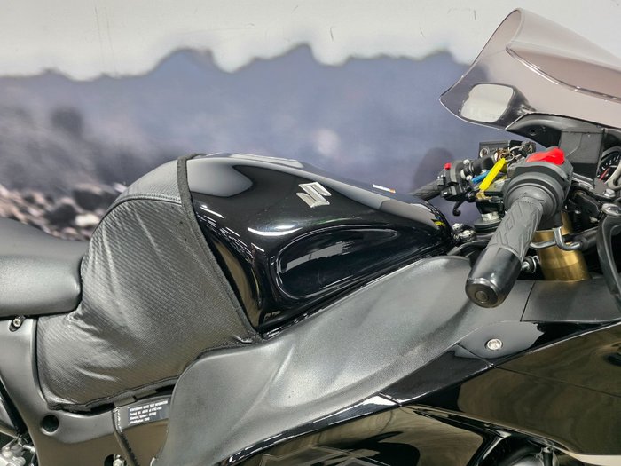 2019 Suzuki GSX1300RA (HAYABUSA) Black