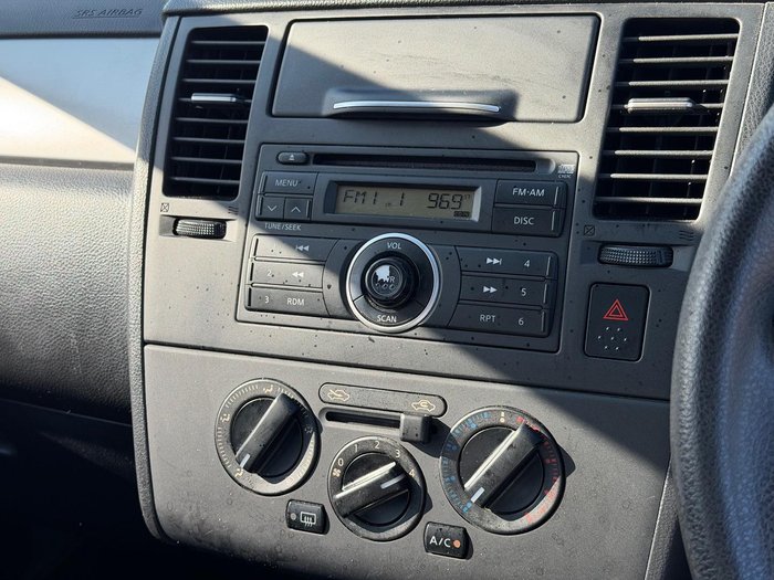 2007 Nissan Tiida ST-L