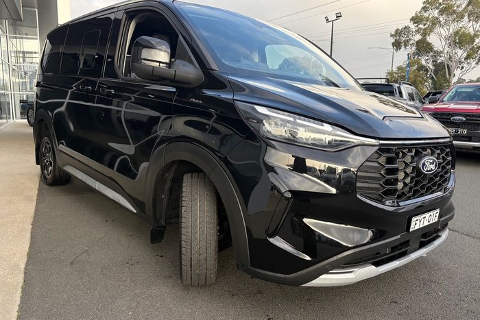 2025 Ford Tourneo Active