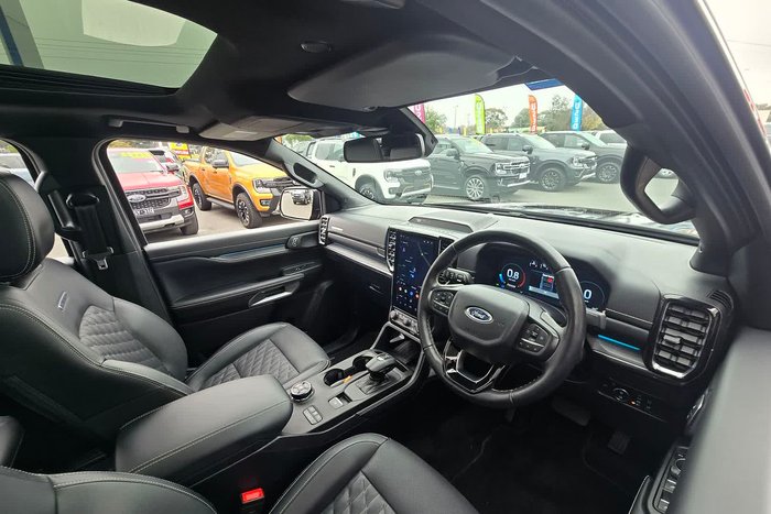 2025 Ford Everest Platinum