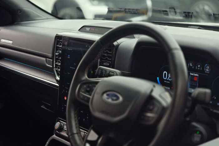2025 Ford Everest Platinum