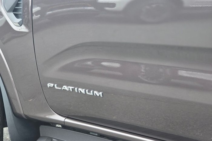 2025 Ford Everest Platinum