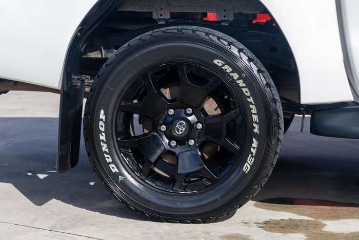 2019 Toyota Hilux Rogue