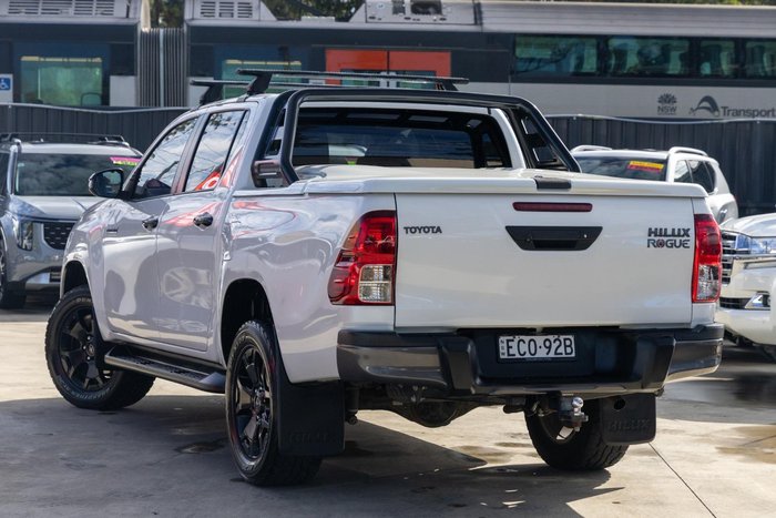 2019 Toyota Hilux Rogue