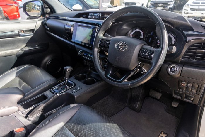 2019 Toyota Hilux Rogue