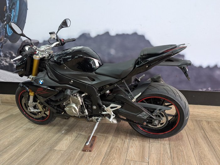 2021 BMW Motorrad S 1000 R Black