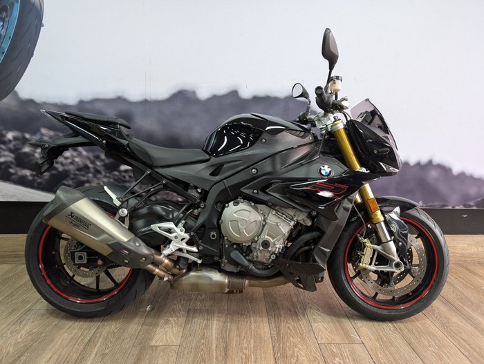 2021 BMW Motorrad S 1000 R Black