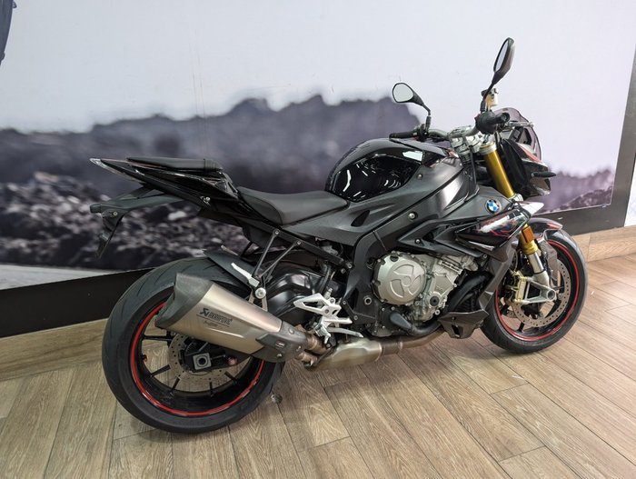 2021 BMW Motorrad S 1000 R Black