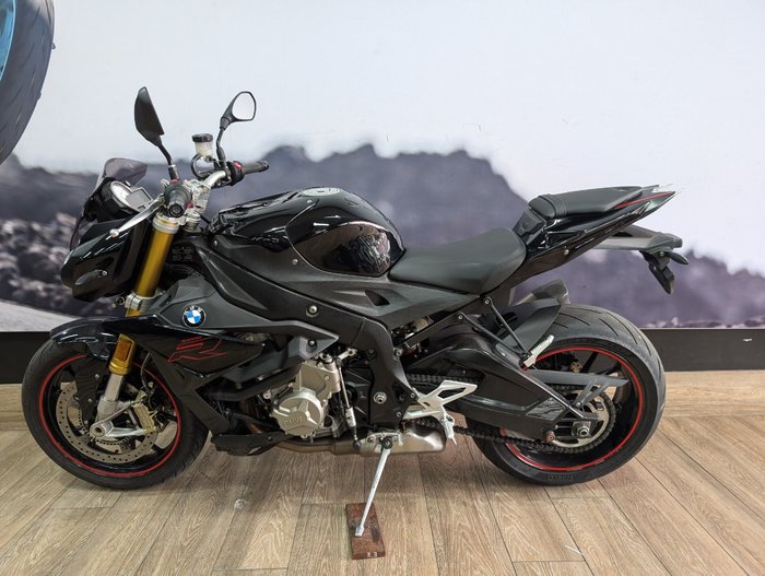 2021 BMW Motorrad S 1000 R Black